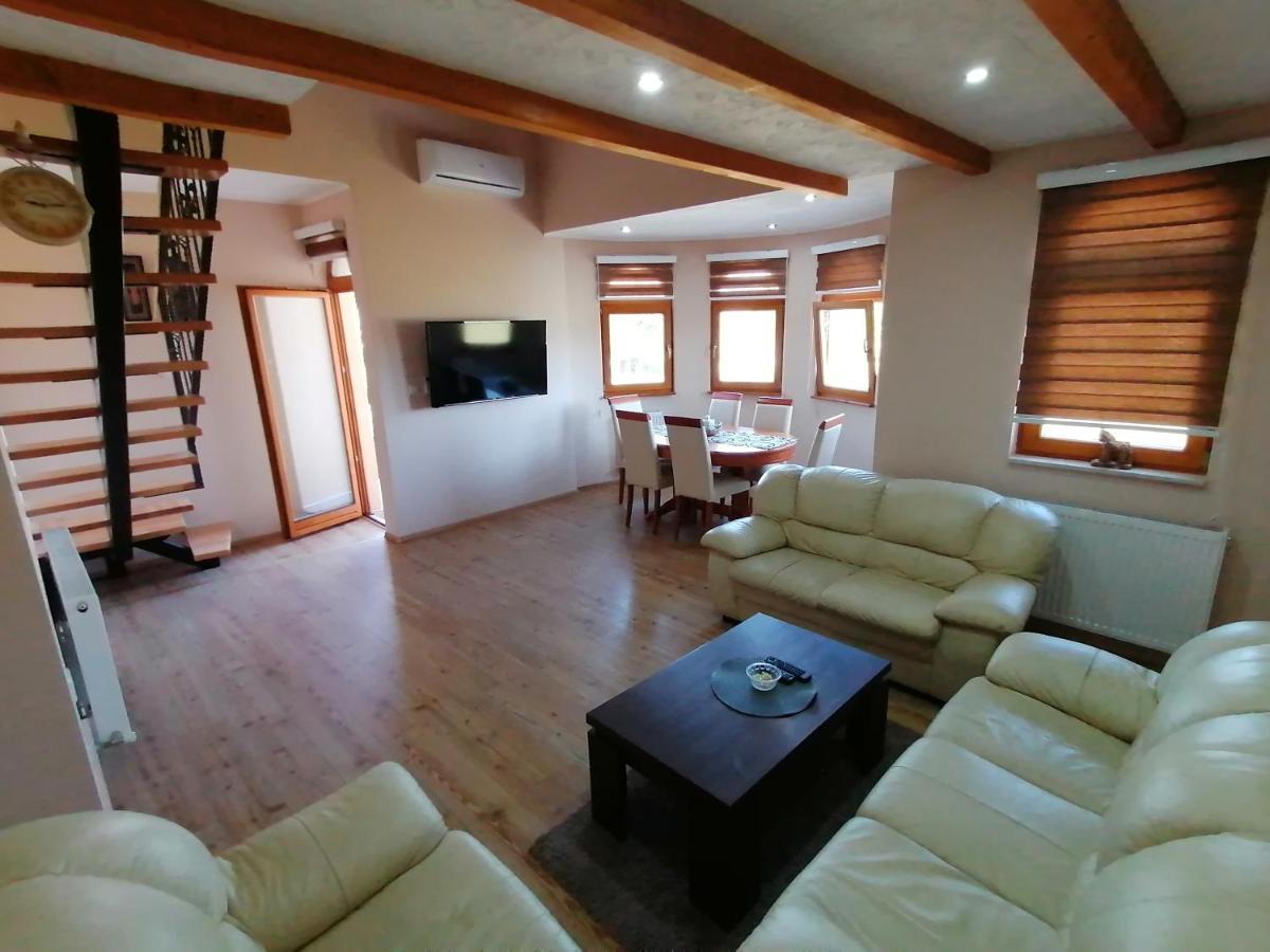 Rooms Delux Sarajevo Luaran gambar